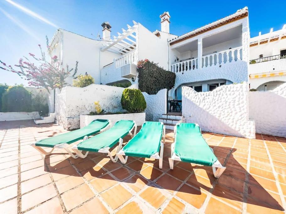 105 - Duplex With Views,